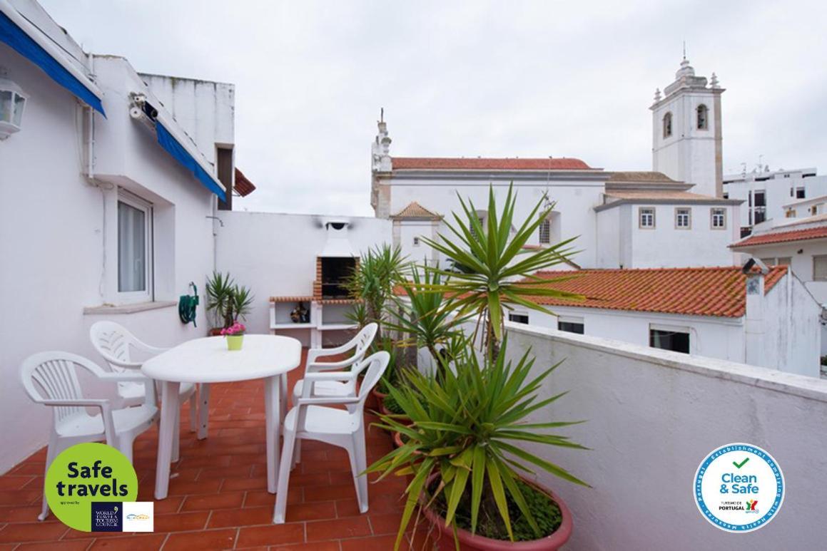 Lena'S Beach House By Hellovacations Albufeira Exterior photo