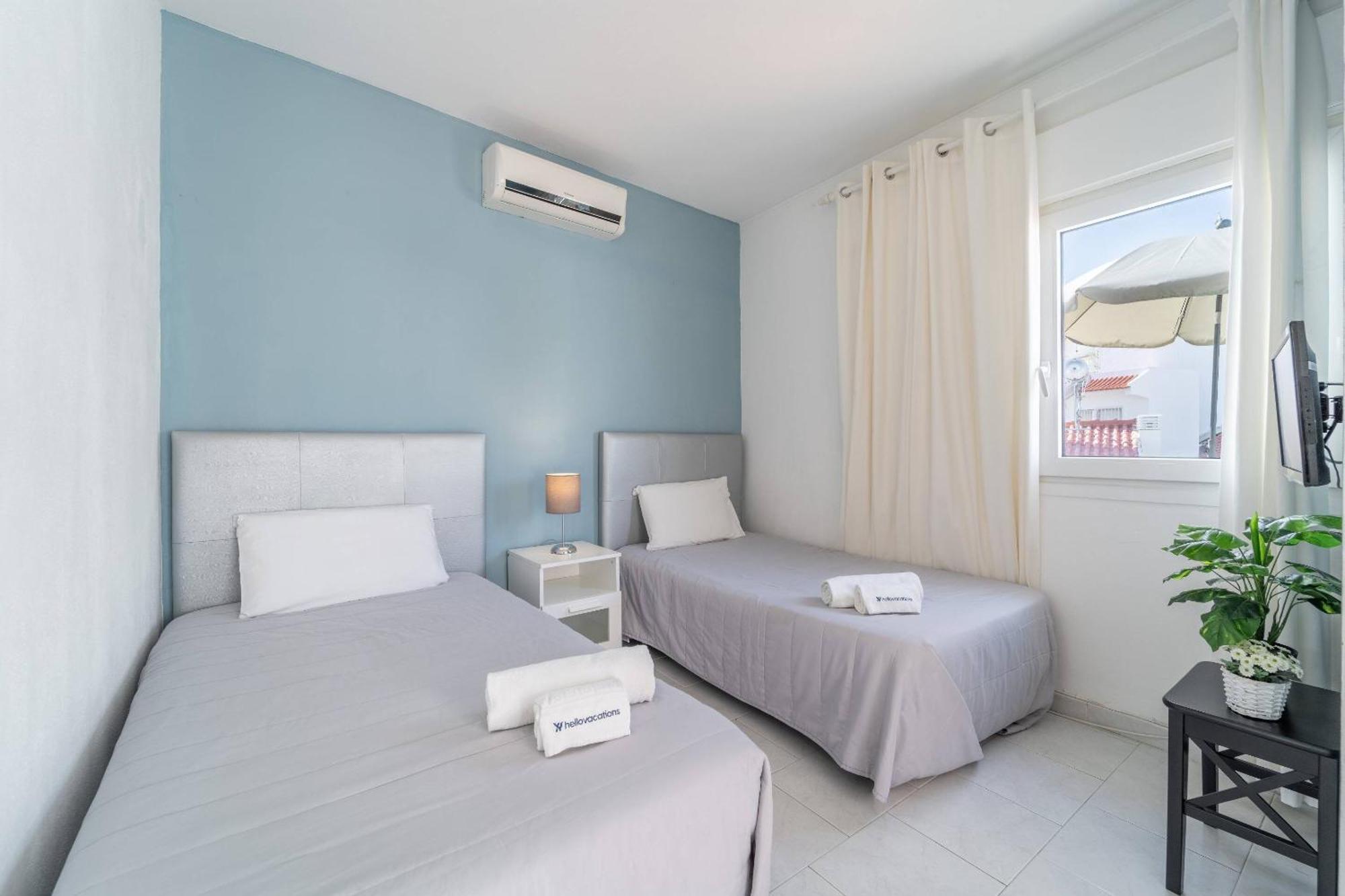 Lena'S Beach House By Hellovacations Albufeira Exterior photo